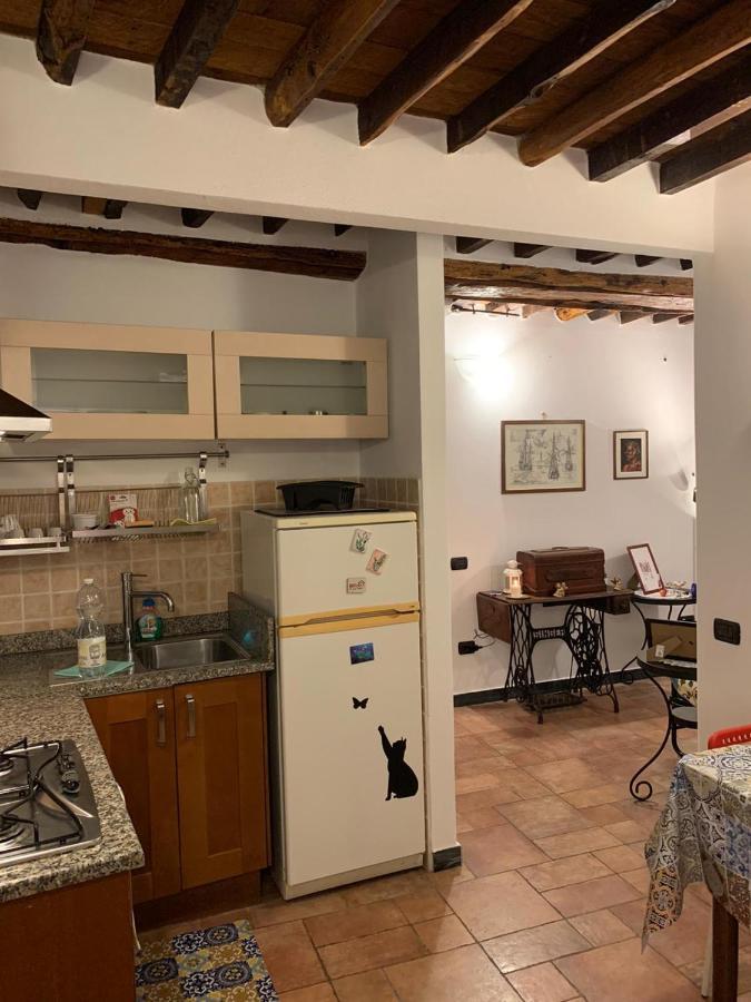 Le Parole Del Gatto Apartment Genova Exterior foto